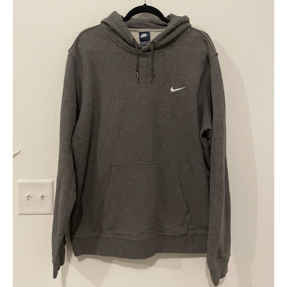Nike men’s hoodie